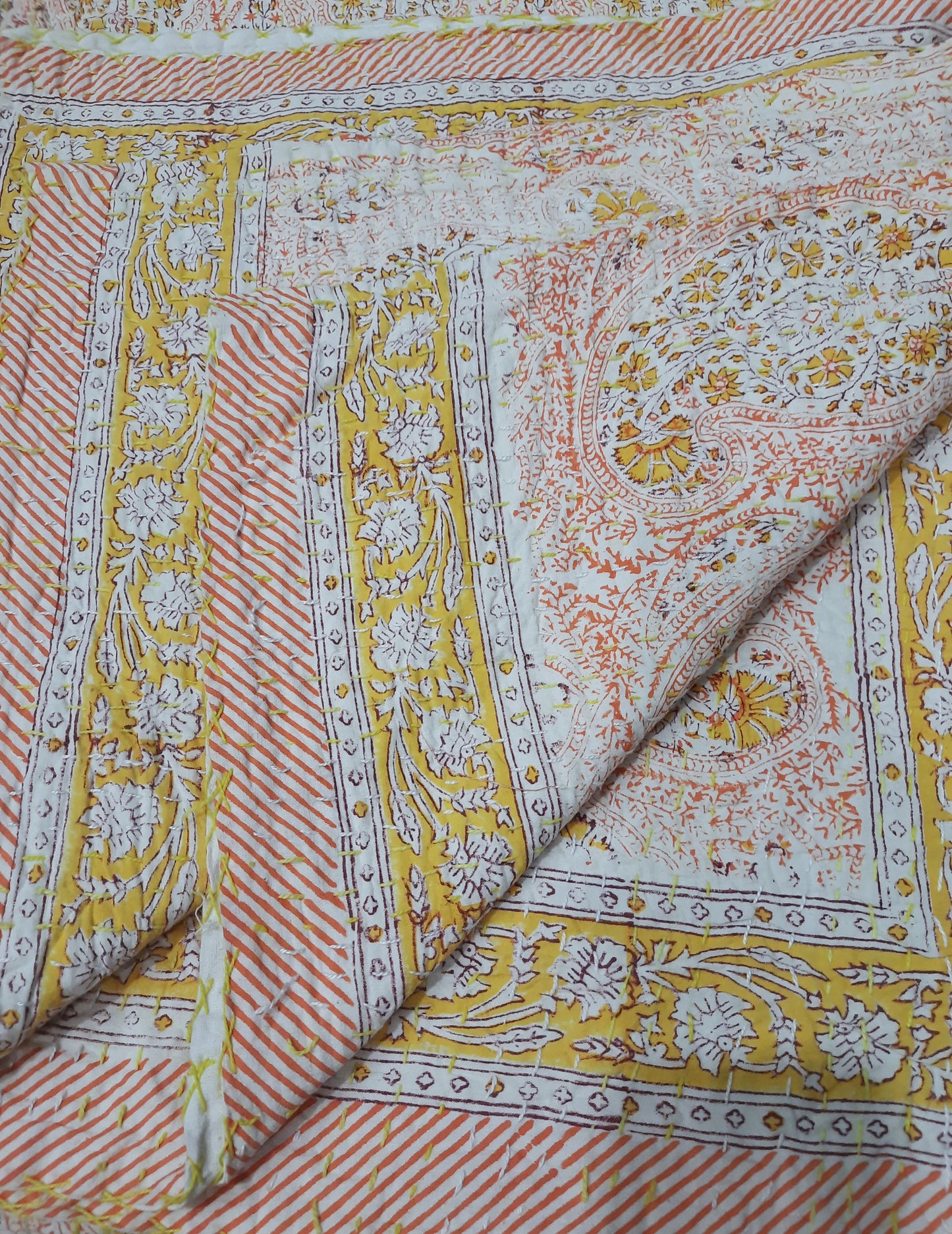 Handmade Cotton Kantha Bedspread Quilt Handmade Throw Blanket Gudari Traditional block Printed