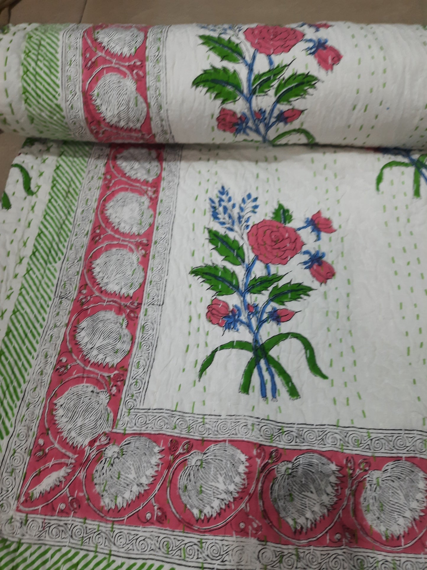 Handmade Cotton Kantha Bedspread Quilt Handmade Throw Blanket Gudari Traditional block Printed