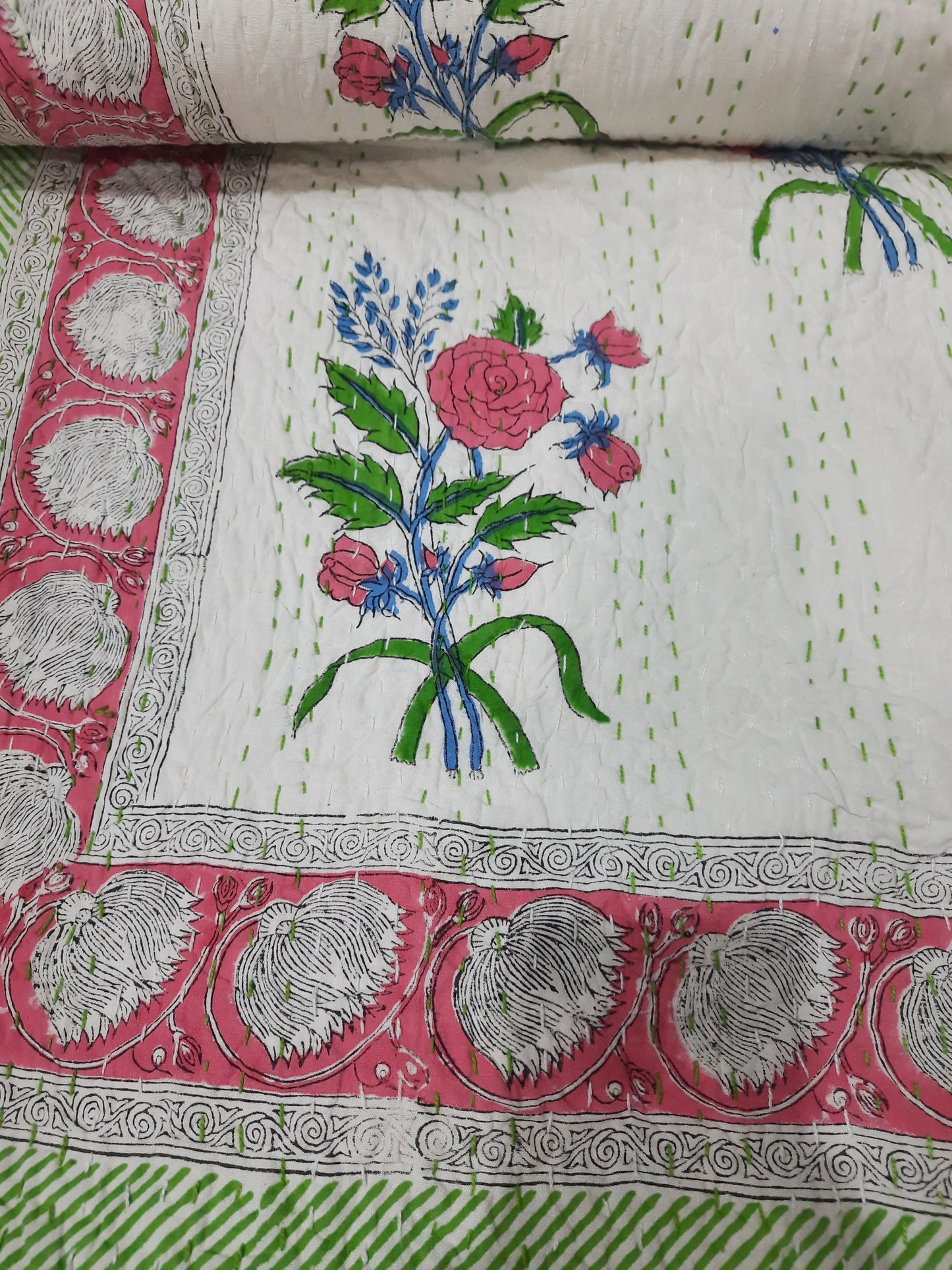 Handmade Cotton Kantha Bedspread Quilt Handmade Throw Blanket Gudari Traditional block Printed