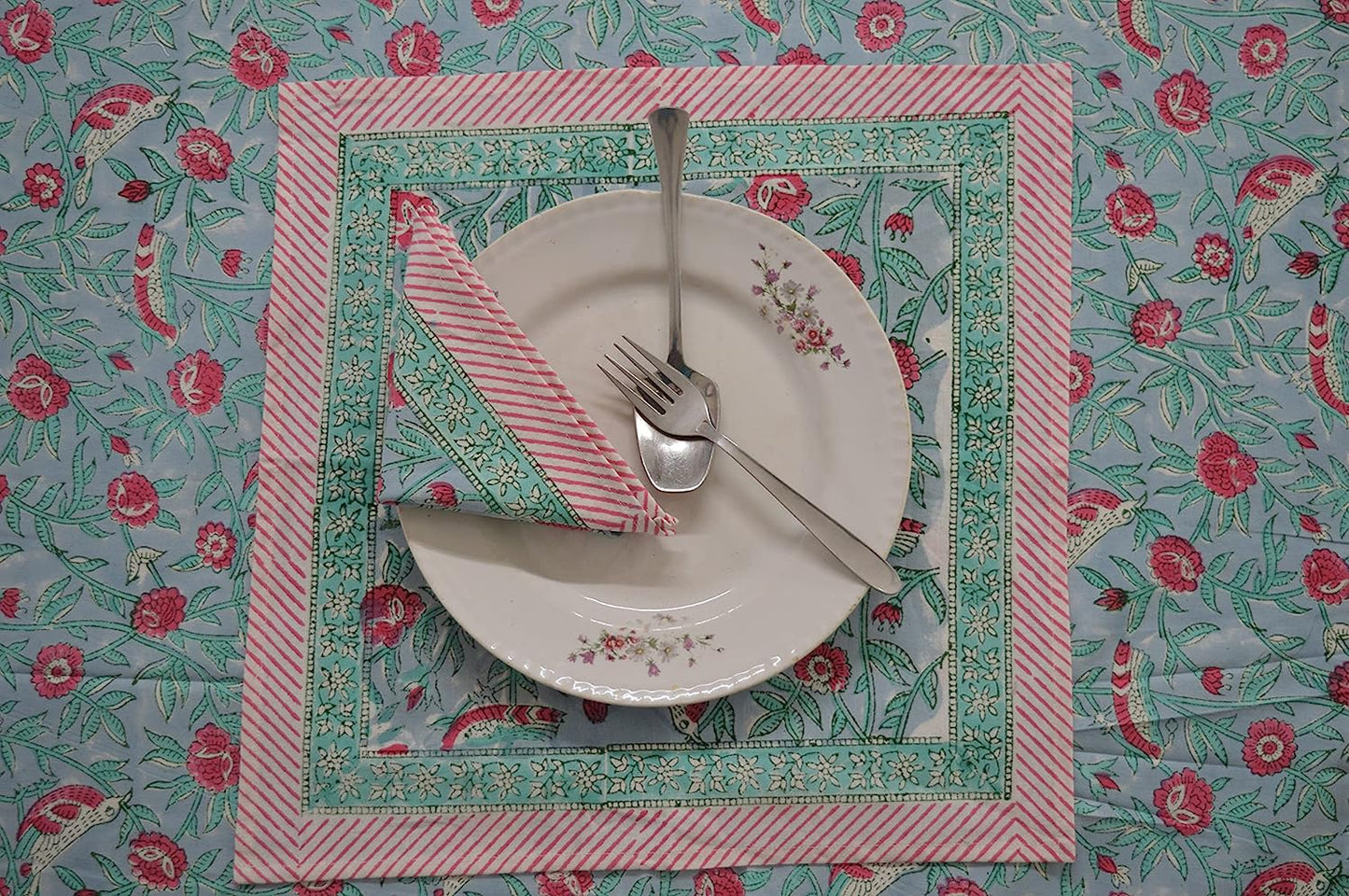 Indian Hand Block Traditional Printed Tablecloth Handmade Cotton Floral 6 Seater Tabletop Decorative for Dinning Table 60 * 90 Inches with Nepkins