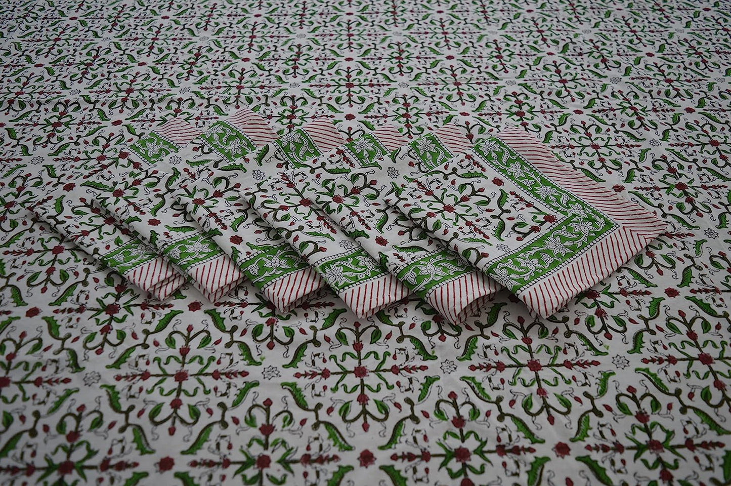 Indian Hand Block Traditional Printed Tablecloth Handmade Cotton Floral 6 Seater Tabletop Decorative for Dinning Table 60 * 90 Inches with Nepkins