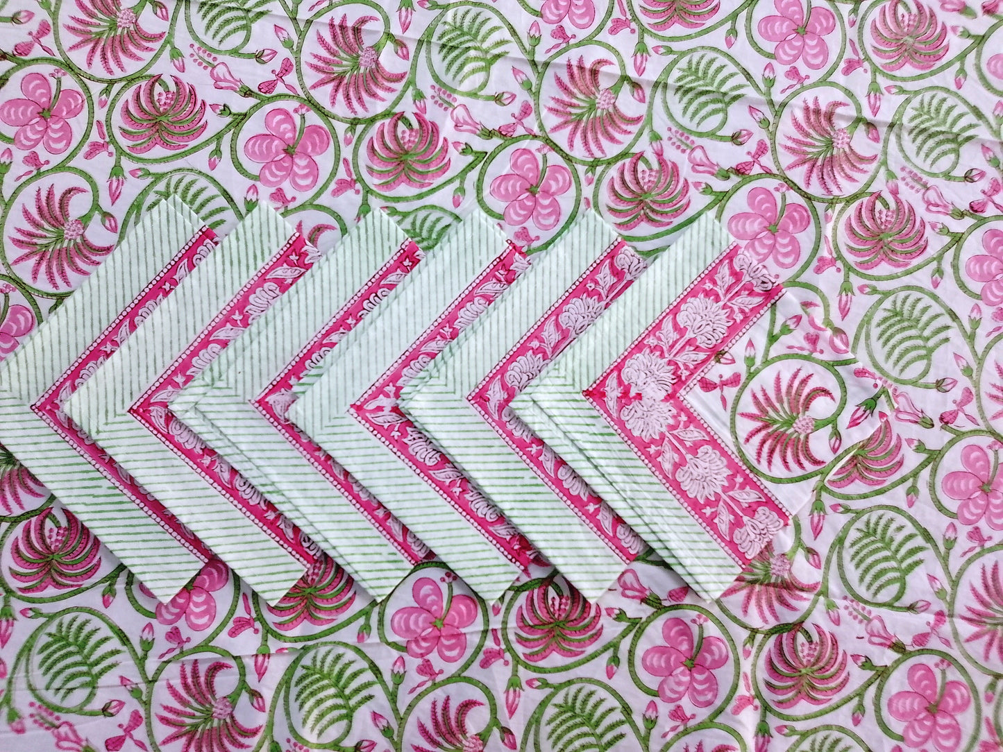 Indian Hand Block Traditional Printed Tablecloth Handmade Cotton Floral 6 Seater Tabletop Decorative for Dinning Table 60 * 90 Inches with Nepkins