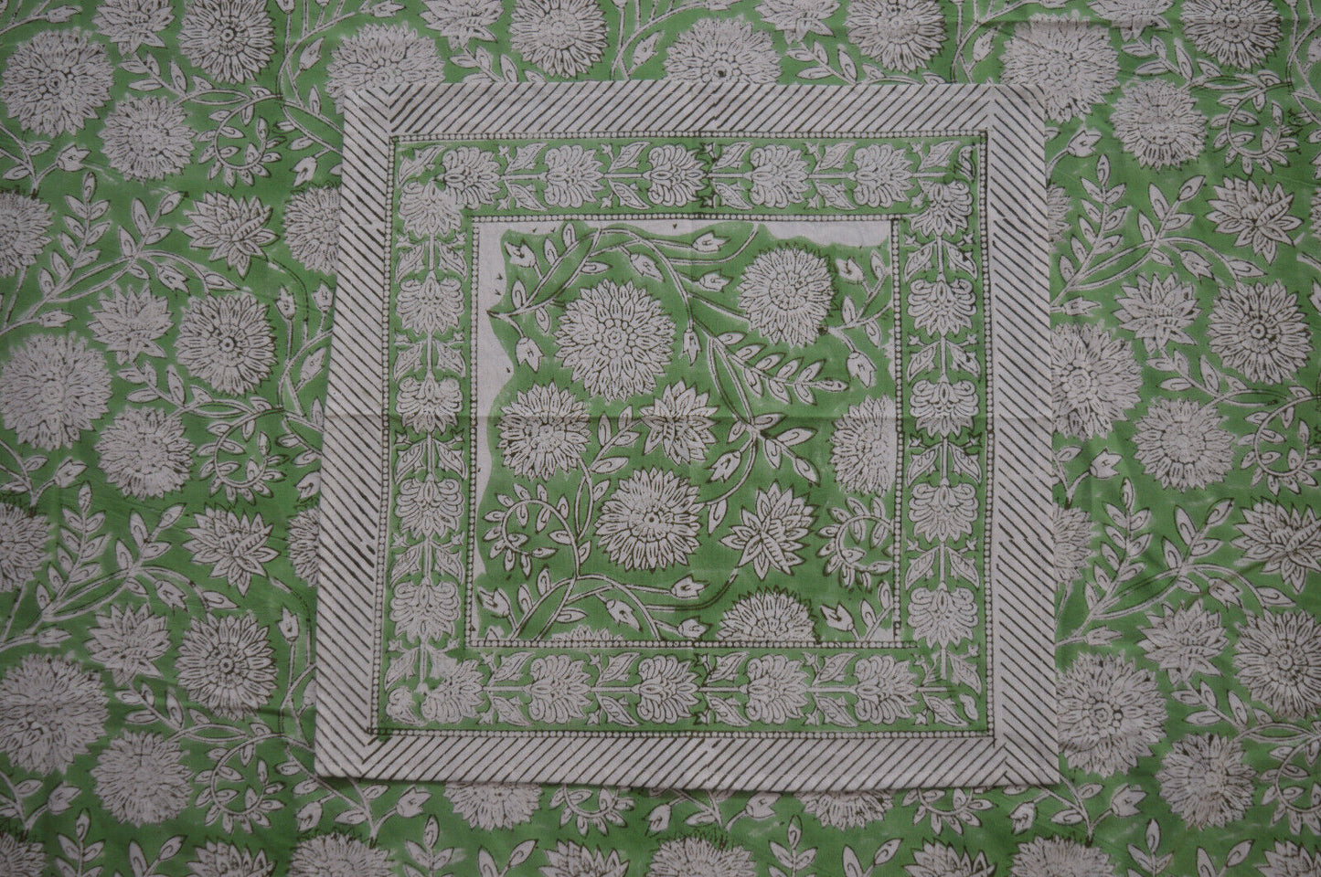 Indian Hand Block Traditional Printed Tablecloth Handmade Cotton Floral 6 Seater Tabletop Decorative for Dinning Table 60 * 90 Inches with Nepkins