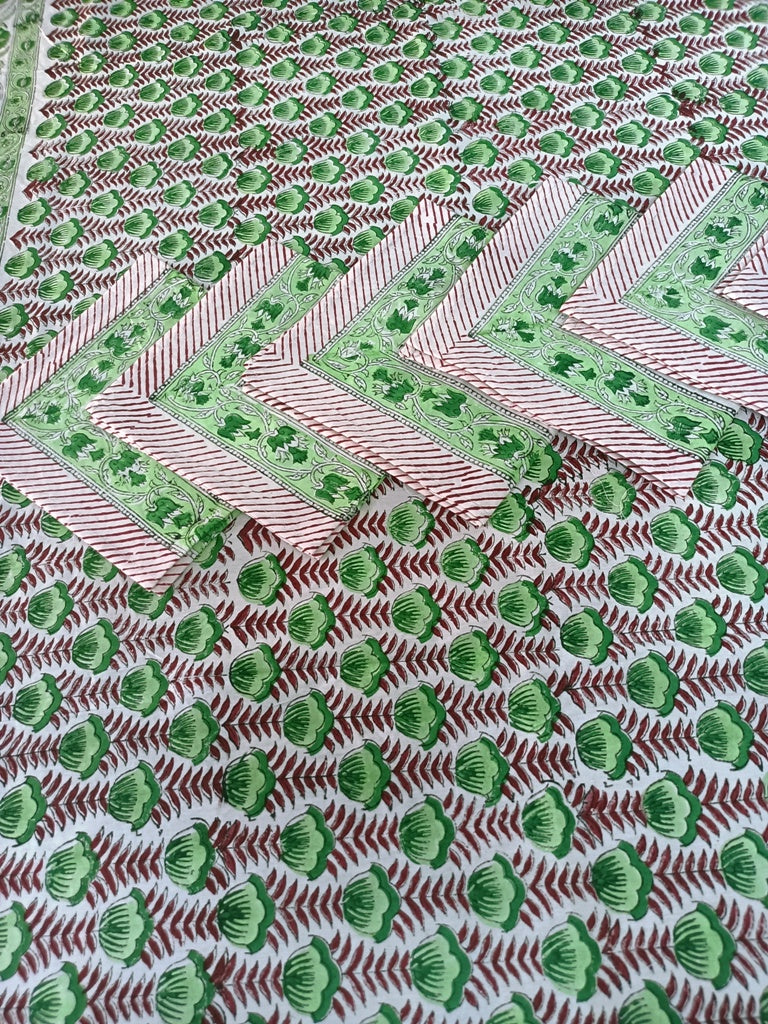 Indian Hand Block Traditional Printed Tablecloth Handmade Cotton Floral 6 Seater Tabletop Decorative for Dinning Table 60 * 90 Inches with Nepkins