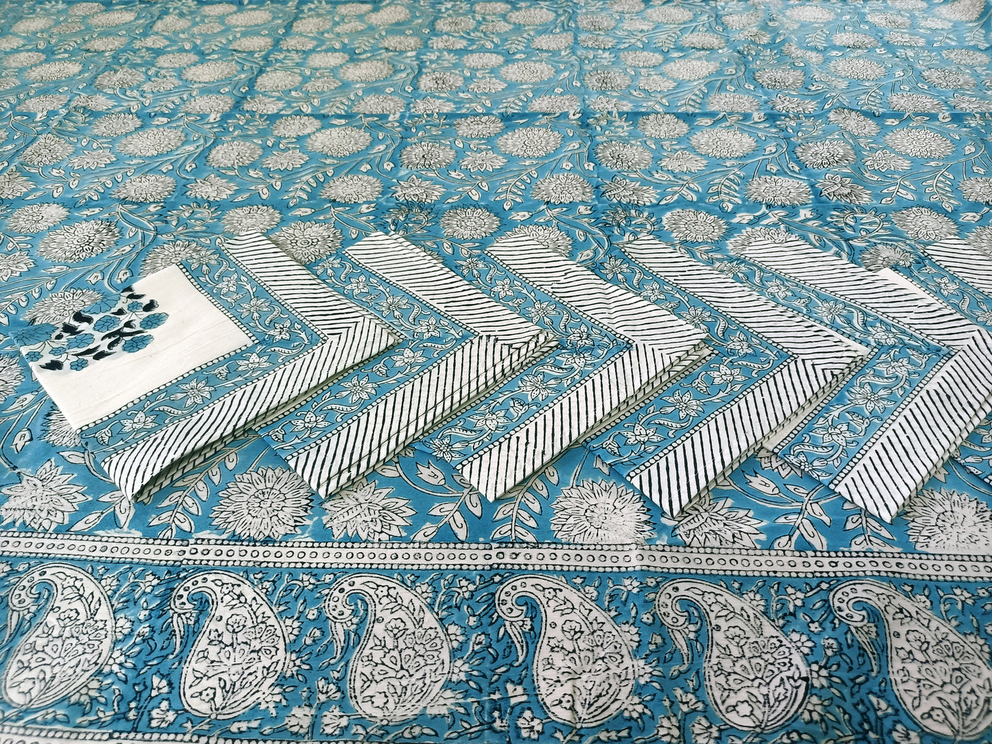 Indian Hand Block Traditional Printed Tablecloth Handmade Cotton Floral 6 Seater Tabletop Decorative for Dinning Table 60 * 90 Inches with Nepkins